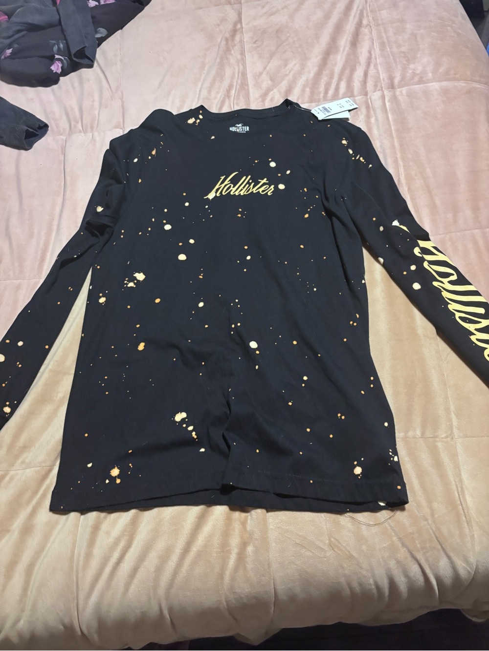 Hollister Black Long-Sleeve Tee with Gold Script and Splatter